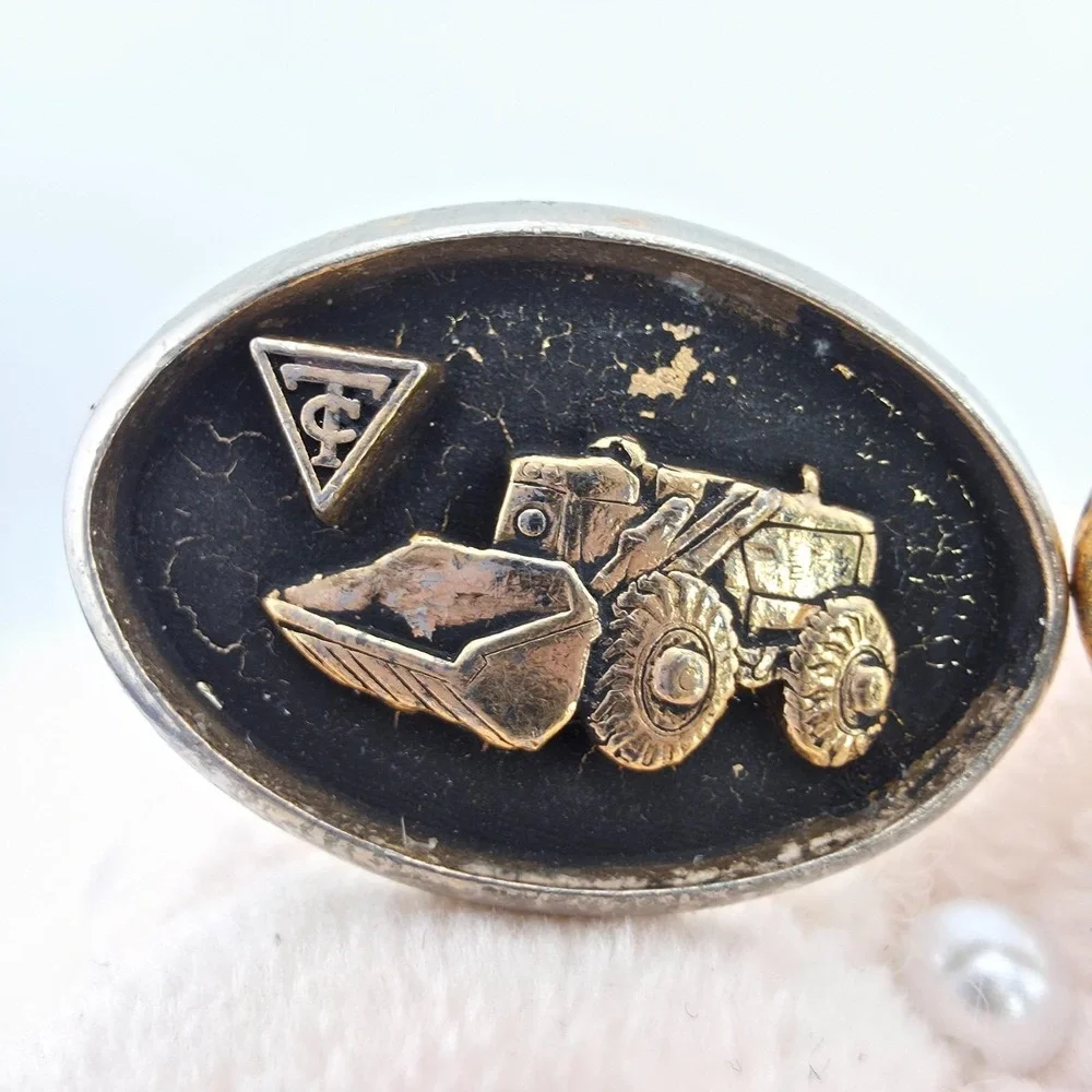 Vtg TRACTOMOTIVE CORP. Tie Clip Cufflink Set Bulldozer Black Enamel Gold Tone